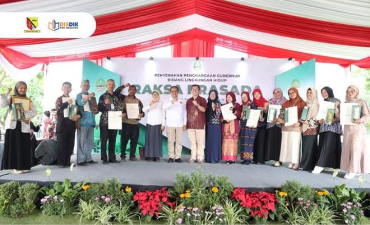 Kabupaten Bandung Raih Swasti Saba Wistara dan Raksa Prasada 2024