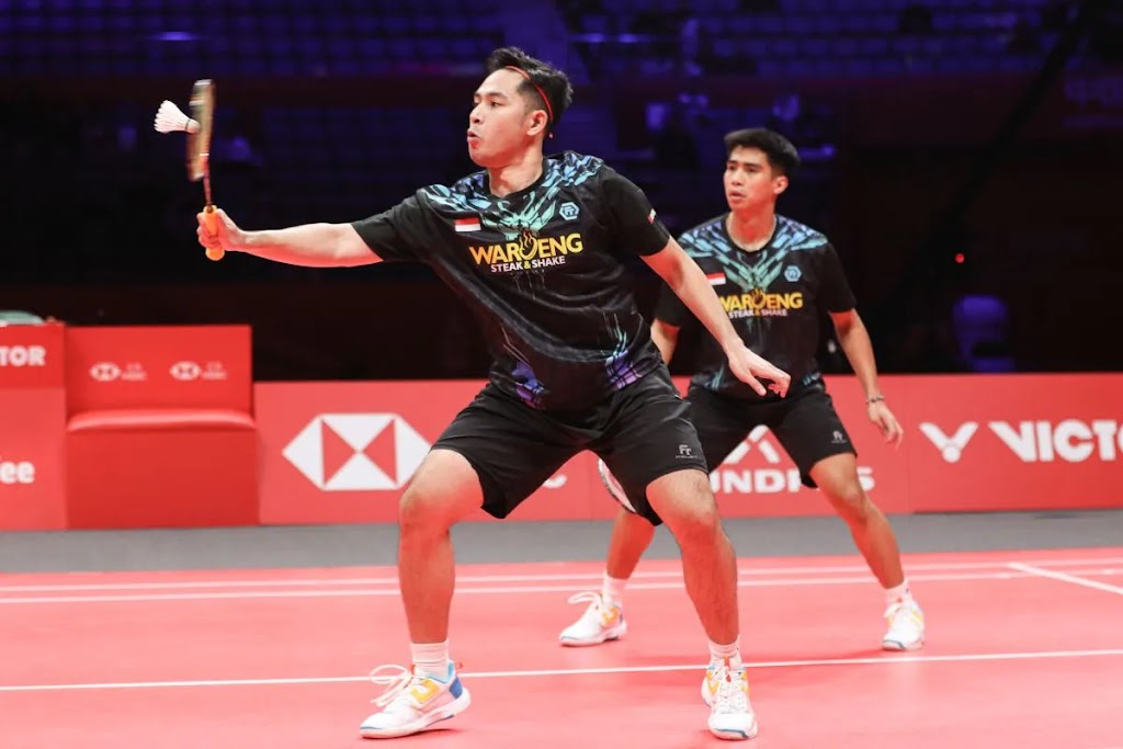 Sabar/Reza Kalahkan Juara Dunia, Lolos ke Semifinal World Tour Finals 2024