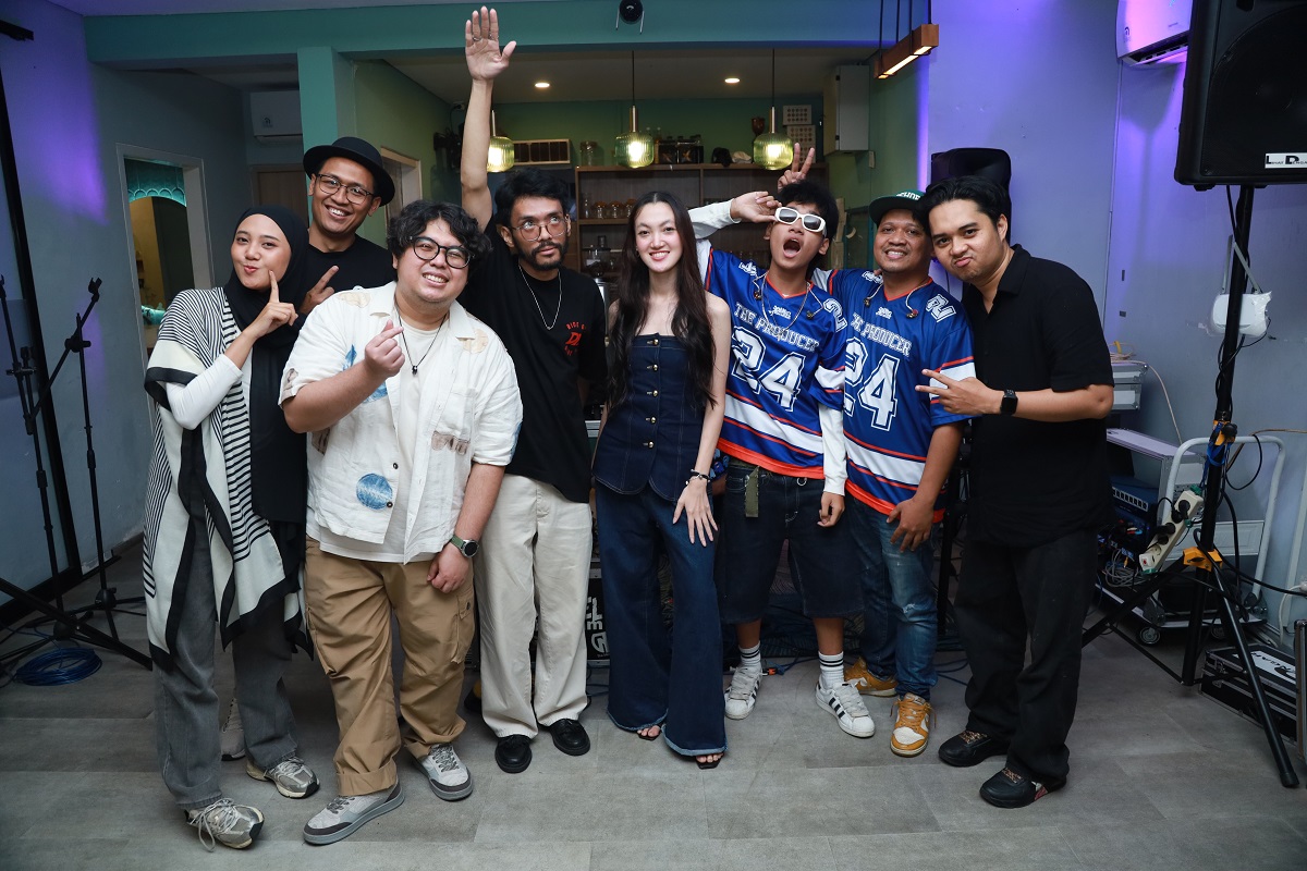 Dari ‘Kiss Me’ Hingga ‘Jogetin’, Warna-Warni Musik Meriahkan Main-Main di Cipete Edisi 18